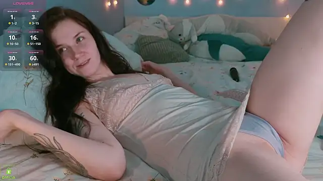 Erytheia online show from November 23, 2025, 9:20 am