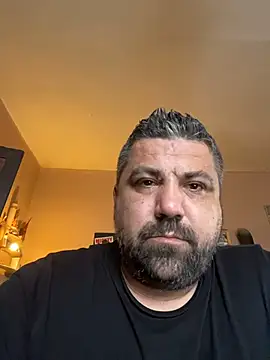 Snapshot of Alexander18edd chatting on November 11, 2025, 1:33 pm Alexander18edd online show from November 11, 2025, 1:33 pm