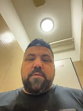 Snapshot of Alexander18edd chatting on February 13, 2026, 1:29 pm Alexander18edd online show from February 13, 2026, 1:29 pm