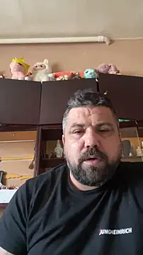 Snapshot of Alexander18edd chatting on February 20, 2026, 1:11 pm Alexander18edd online show from February 20, 2026, 1:11 pm