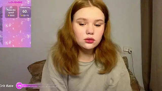 Snapshot of LaseyMoon chatting on February 26, 2026, 2:21 am LaseyMoon online show from February 26, 2026, 2:21 am