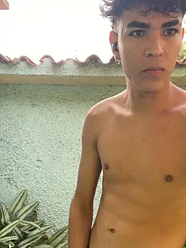 twinks 28 online show from March 11, 2026, 12:55 pm