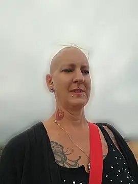 Snapshot of Emma_Milf25 chatting on April 30, 2026, 5:19 pm Emma Milf25 online show from April 30, 2026, 5:19 pm