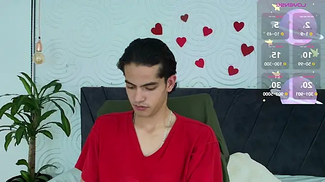 Snapshot of Maximoherrera_16 chatting on May 26, 2026, 12:12 pm Maximoherrera 16 online show from May 26, 2026, 12:12 pm