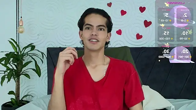 Snapshot of Maximoherrera_16 chatting on May 27, 2026, 12:46 pm Maximoherrera 16 online show from May 27, 2026, 12:46 pm