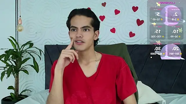 Snapshot of Maximoherrera_16 chatting on May 29, 2026, 12:36 pm Maximoherrera 16 online show from May 29, 2026, 12:36 pm