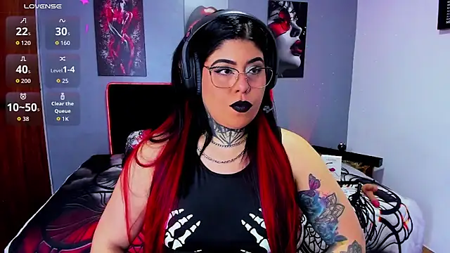 Veronika metal online show from May 6, 2026, 4:56 pm