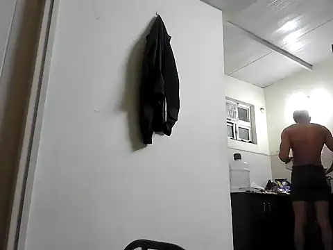 fitbuddy1 online show from April 7, 2026, 5:46 pm