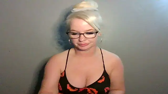 Blonde-Grace online show from February 8, 2026, 2:59 am