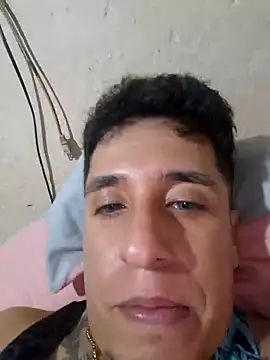 Snapshot of frankli2681 chatting on February 26, 2025, 1:43 am frankli2681 online show from February 26, 2025, 1:43 am