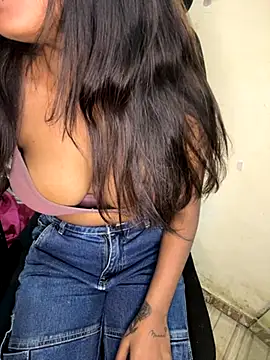 Mahi DarlingS online show from December 2, 2025, 4:07 am