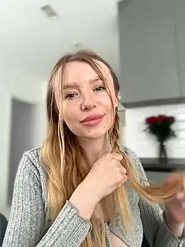 Snapshot of EvaBrooklyn chatting on March 12, 2025, 1:08 pm EvaBrooklyn online show from March 12, 2025, 1:08 pm