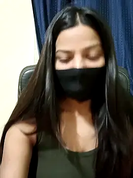 Snapshot of CRAZY__BITE chatting on March 4, 2025, 6:39 pm CRAZY BITE online show from March 4, 2025, 6:39 pm