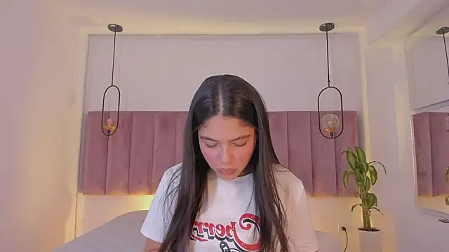 Haily b online show from March 13, 2026, 8:04 pm