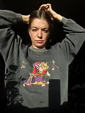 Rosemarie Blu online show from November 13, 2025, 8:46 am