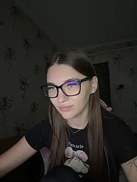 MrrKate online show from November 7, 2025, 2:00 am