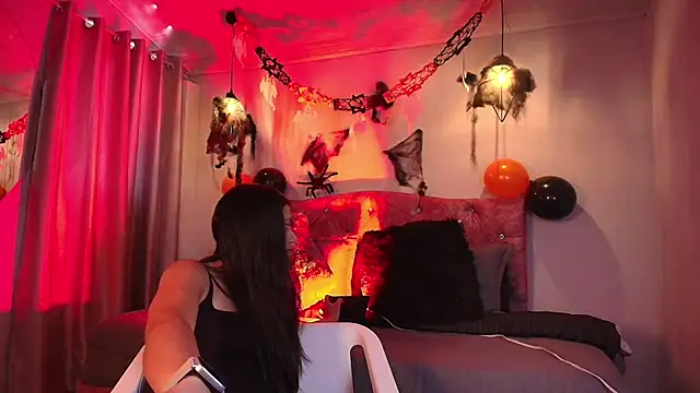 miaoconell online show from October 24, 2025, 8:16 pm