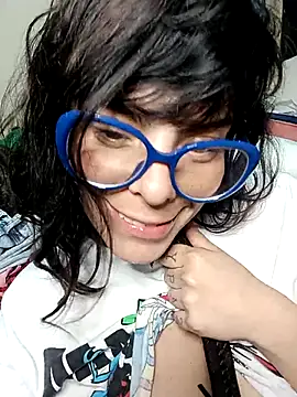 Snapshot of Ali3Martin chatting on March 3, 2025, 11:35 pm Ali3Martin online show from March 3, 2025, 11:35 pm