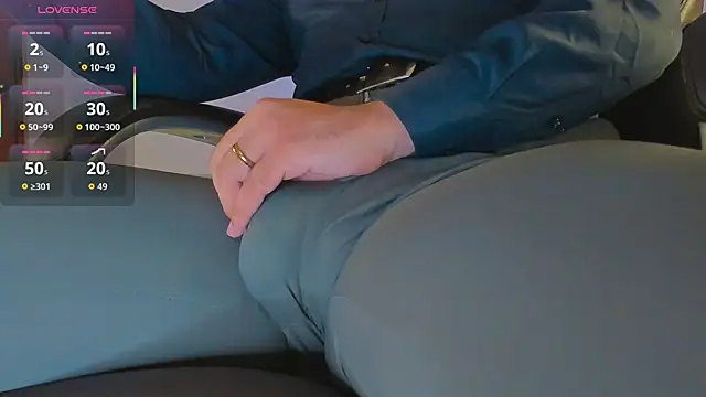 Snapshot of MxsterJohn chatting on February 24, 2026, 3:59 am MxsterJohn online show from February 24, 2026, 3:59 am