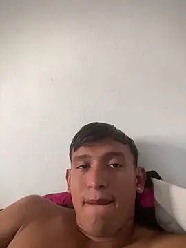 Babyalienqm online show from December 17, 2025, 5:41 pm