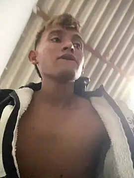 Snapshot of Babyalienqm chatting on February 18, 2026, 1:23 am Babyalienqm online show from February 18, 2026, 1:23 am