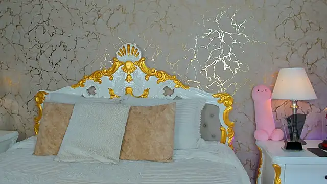 ScarlettWallace online show from March 9, 2025, 7:48 pm