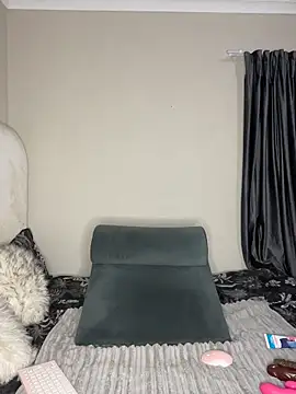 Snapshot of PrincessTamara chatting on February 2, 2026, 9:57 pm PrincessTamara online show from February 2, 2026, 9:57 pm