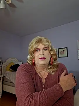 Snapshot of Victoriatv1 chatting on December 8, 2024, 12:18 am Victoriatv1 online show from December 8, 2024, 12:18 am