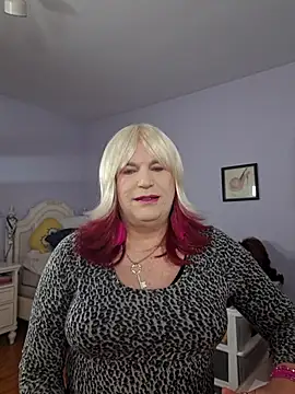 Snapshot of Victoriatv1 chatting on December 15, 2024, 6:04 pm Victoriatv1 online show from December 15, 2024, 6:04 pm