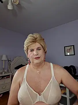 Snapshot of Victoriatv1 chatting on March 15, 2025, 11:39 pm Victoriatv1 online show from March 15, 2025, 11:39 pm