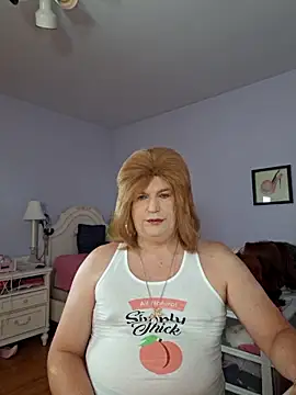 Snapshot of Victoriatv1 chatting on October 4, 2025, 10:30 pm Victoriatv1 online show from October 4, 2025, 10:30 pm