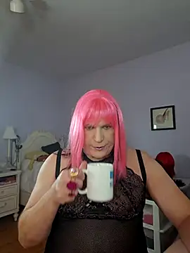 Snapshot of Victoriatv1 chatting on November 15, 2025, 11:43 pm Victoriatv1 online show from November 15, 2025, 11:43 pm