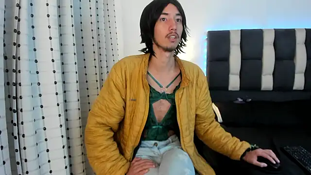 Snapshot of loverisu-coral chatting on January 14, 2026, 11:20 pm loverisu-coral online show from January 14, 2026, 11:20 pm