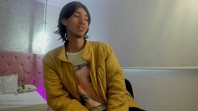 Snapshot of loverisu-coral chatting on February 22, 2026, 9:24 pm loverisu-coral online show from February 22, 2026, 9:24 pm