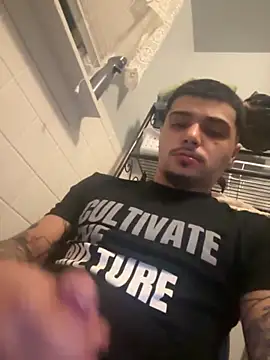 Snapshot of papiVilla23 chatting on September 27, 2025, 4:39 am papiVilla23 online show from September 27, 2025, 4:39 am