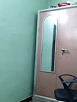 Snapshot of abinaya26 chatting on April 14, 2026, 7:42 pm abinaya26 online show from April 14, 2026, 7:42 pm