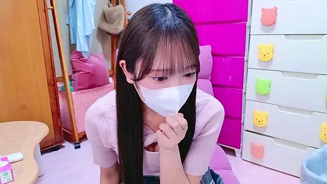 Snapshot of Oo_aki chatting on February 27, 2025, 8:28 am Oo aki online show from February 27, 2025, 8:28 am