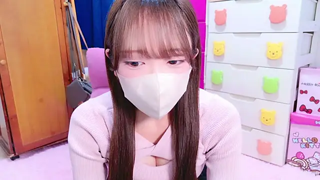 Snapshot of Oo_aki chatting on March 18, 2025, 11:08 am Oo aki online show from March 18, 2025, 11:08 am