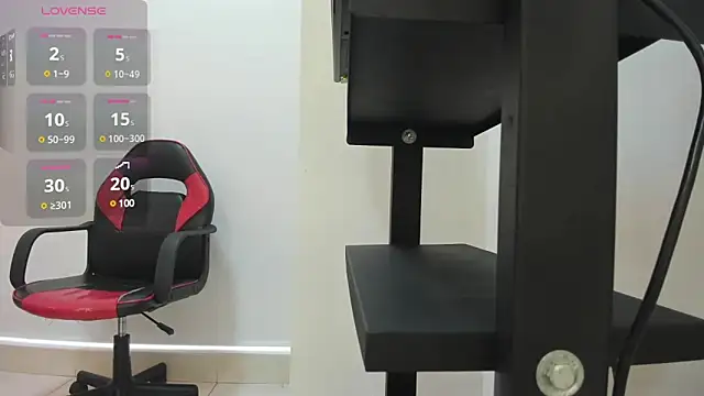 Bonniie 22 online show from March 15, 2025, 5:26 pm