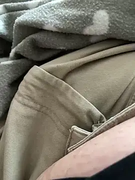 Snapshot of littletoy64 chatting on February 28, 2025, 4:10 pm littletoy64 online show from February 28, 2025, 4:10 pm