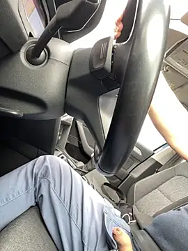 Snapshot of littletoy64 chatting on September 26, 2025, 1:26 pm littletoy64 online show from September 26, 2025, 1:26 pm