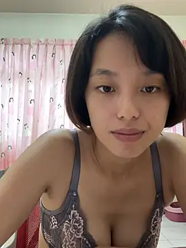 ladypaggy online show from February 6, 2026, 6:07 am