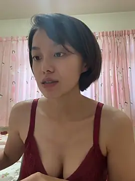 ladypaggy online show from February 13, 2026, 5:47 am