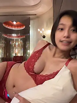 ladypaggy online show from March 21, 2026, 6:18 am