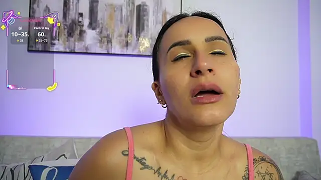 Sara Charmy online show from September 29, 2025, 11:04 am