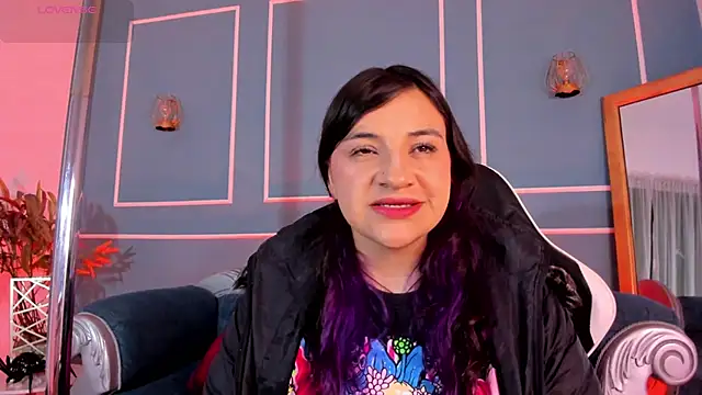 TaraTaylorr online show from November 21, 2025, 2:32 am