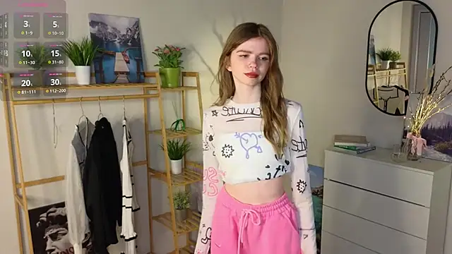 Snapshot of AmityDilley chatting on March 7, 2025, 3:40 am AmityDilley online show from March 7, 2025, 3:40 am