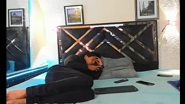 amelia noe online show from October 4, 2025, 6:44 am