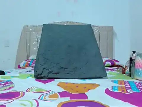 Snapshot of FresitaSquirt24 chatting on March 9, 2025, 1:26 pm FresitaSquirt24 online show from March 9, 2025, 1:26 pm