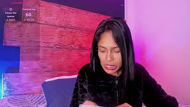 Snapshot of Fernanda_liie_ chatting on June 3, 2026, 1:03 pm Fernanda liie online show from June 3, 2026, 1:03 pm